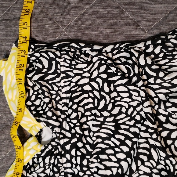 ❤️3/$30 - 2 piece swimsuit M top L bottom - Picture 5 of 16